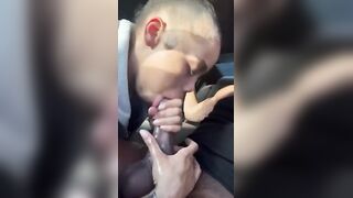 Lightskin Ebony Giving Head Inside Car